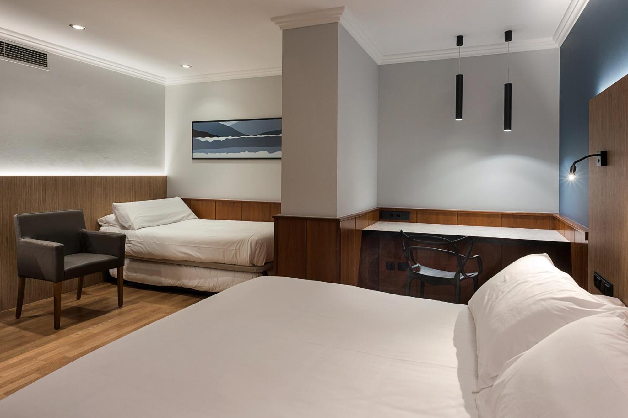 Ibis Styles Figueres Ronda 3*